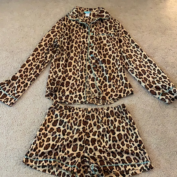 Cheetah Print with Aqua Trim Pajama Set - Picture 1 of 13